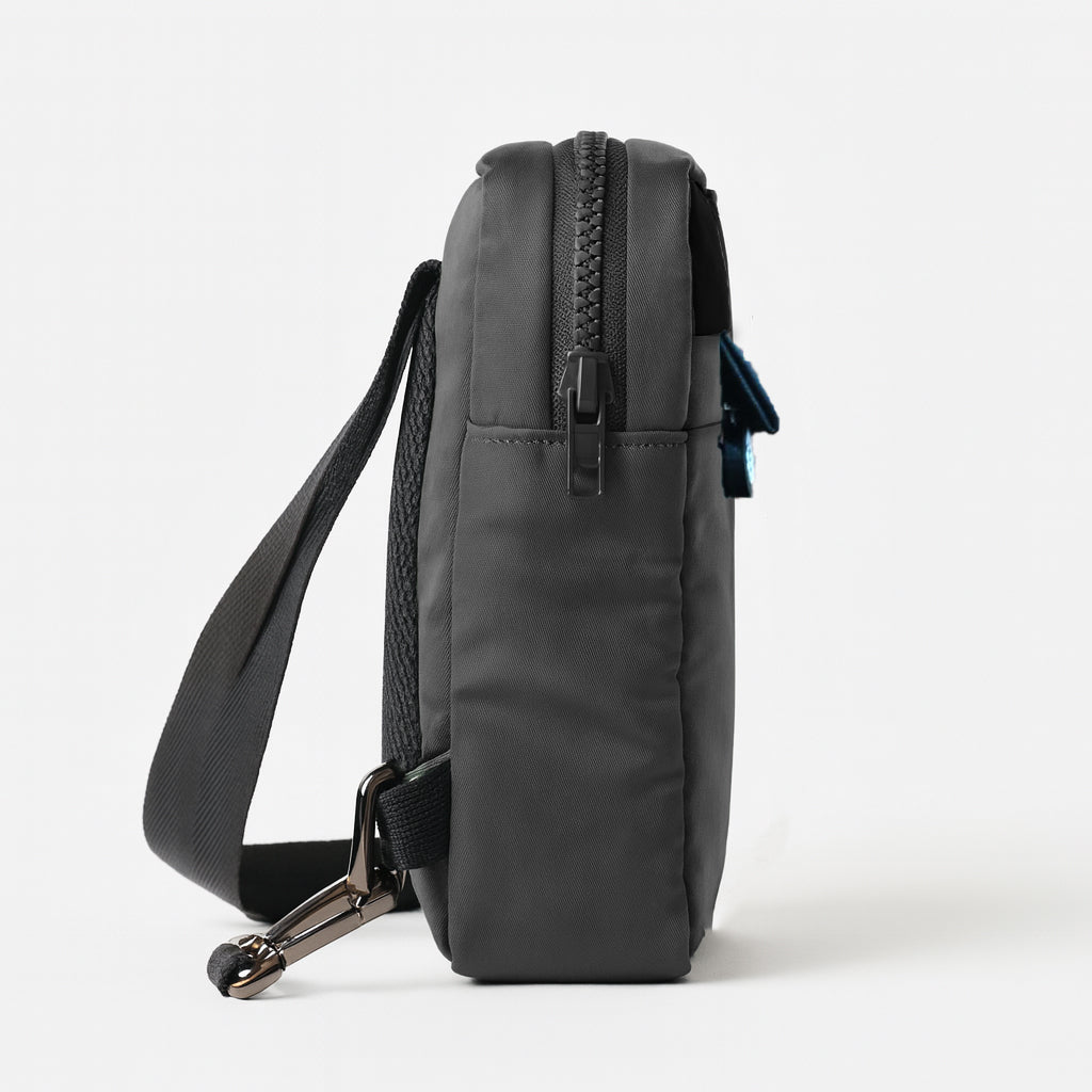 Side Kick Crossbody | Grey