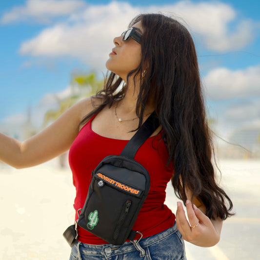 Side Kick Crossbody | Black